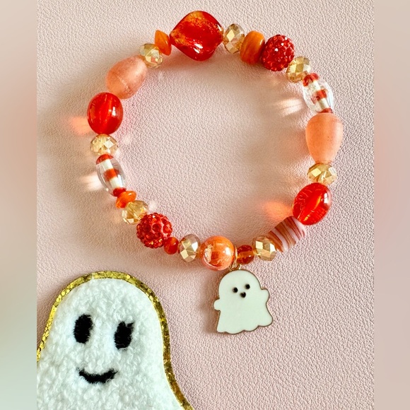 New Halloween Boo Basket Orange Beaded Adult Size Bracelet w/ Ghost Charm 8” - Picture 1 of 5